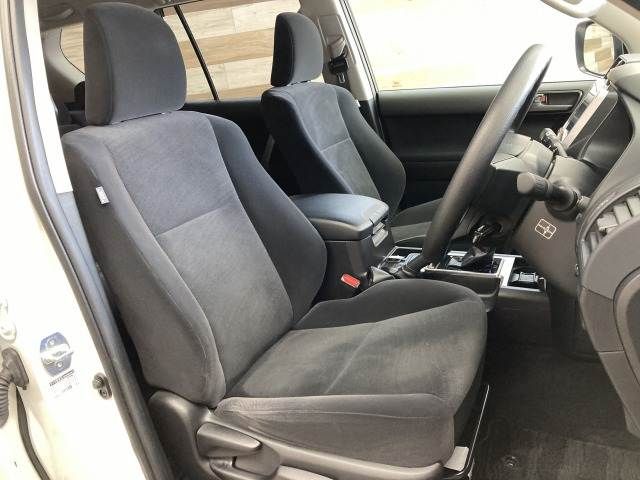 TOYOTA LANDCRUISER PRADO 2018 Image 31