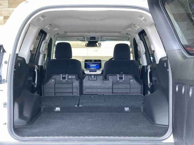 TOYOTA LANDCRUISER PRADO 2018 Image 31