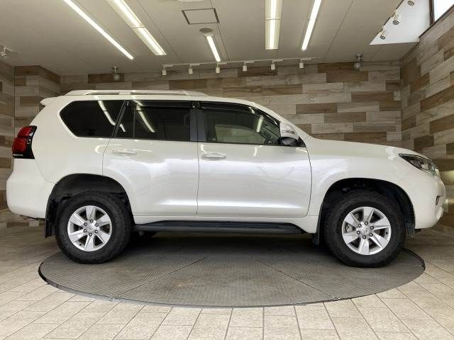 TOYOTA LANDCRUISER PRADO 2018 Image 31