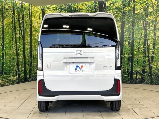 HONDA N BOX CUSTOM 2023 Image 31
