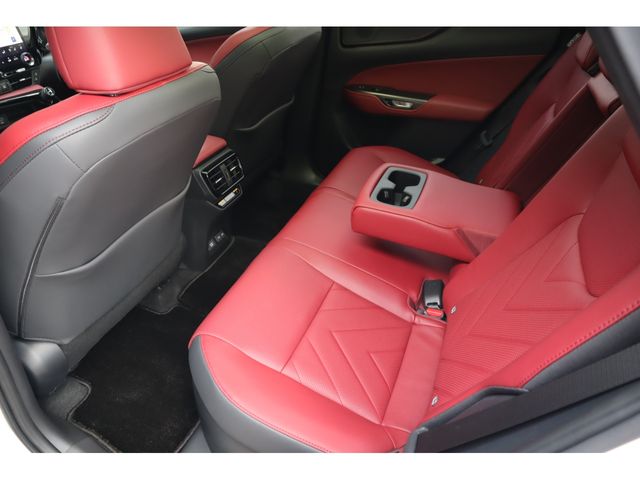 TOYOTA LEXUS NX350H 2023 Image 31