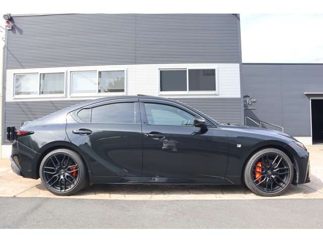 TOYOTA LEXUS IS300H 2023 Image 31