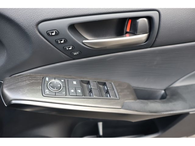 TOYOTA LEXUS IS300H 2023 Image 31