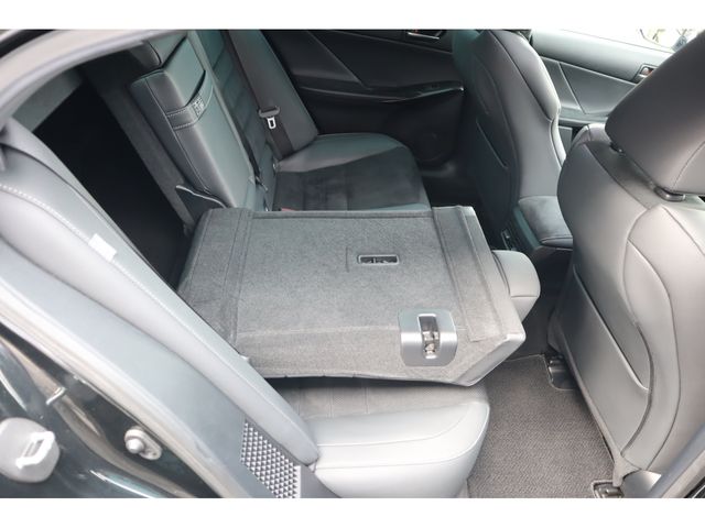 TOYOTA LEXUS IS300H 2023 Image 31