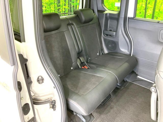 HONDA N BOX CUSTOM 2024 Image 31