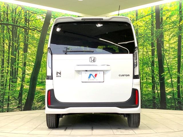 HONDA N BOX CUSTOM 2024 Image 31