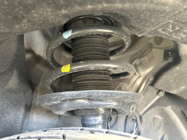 TOYOTA HARRIER HYBRID 2025 Image 31