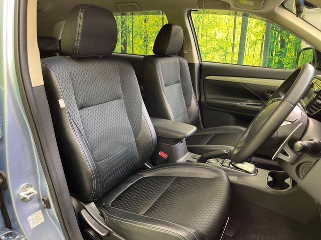 MITSUBISHI OUTLANDER PHEV 2013 Image 31