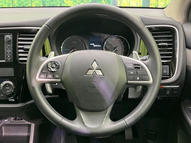 MITSUBISHI OUTLANDER PHEV 2013 Image 31