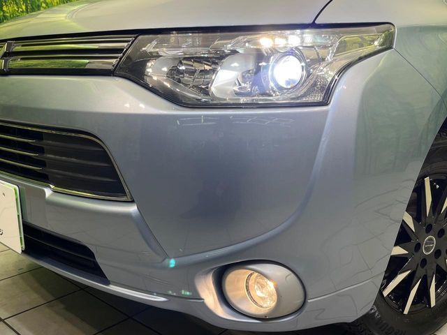 MITSUBISHI OUTLANDER PHEV 2013 Image 31