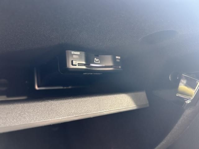 MERCEDES BENZ MERCEDES AMG C CLASS 2024 Image 31