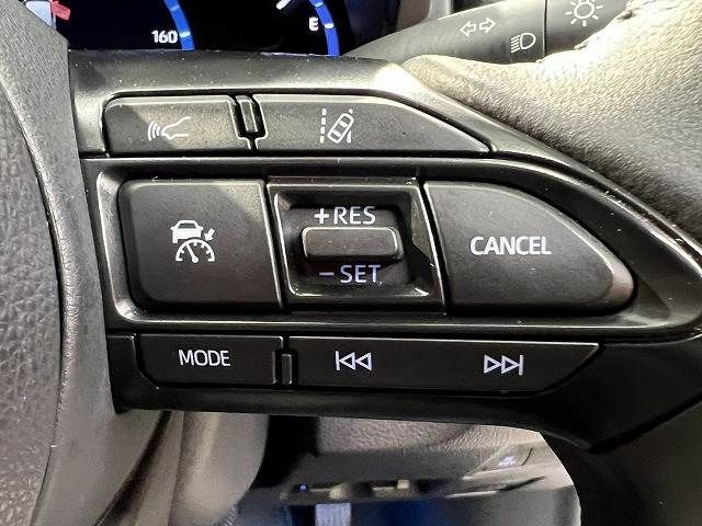 TOYOTA YARIS CROSS HYBRID 2022 Image 31