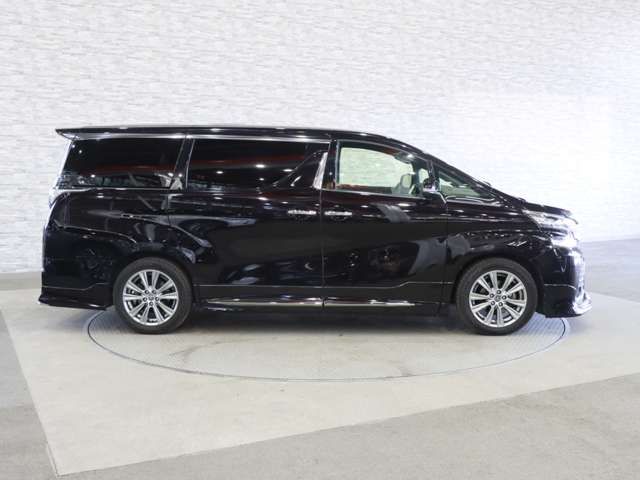 TOYOTA VELLFIRE 2017 Image 31