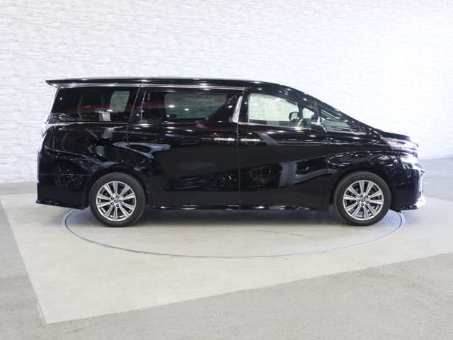 TOYOTA VELLFIRE 2017 Image 31