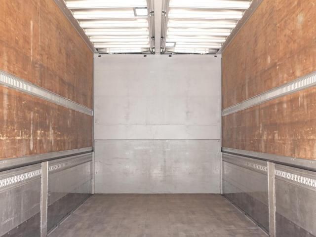 NISSAN DIESEL QUON 2017 Image 31