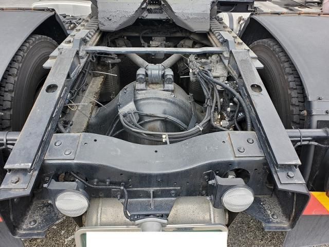 NISSAN DIESEL QUON 2016 Image 31