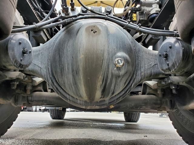 NISSAN DIESEL QUON 2016 Image 31