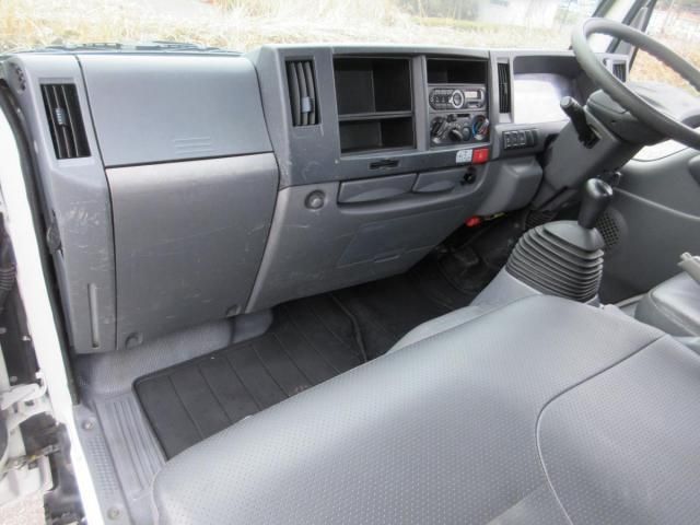 ISUZU ELF 2017 Image 31