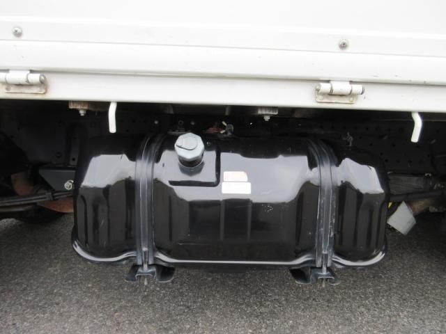 ISUZU ELF 2017 Image 31