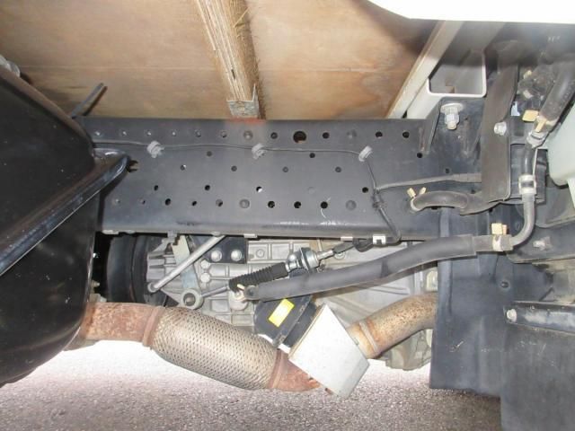 ISUZU ELF 2017 Image 31