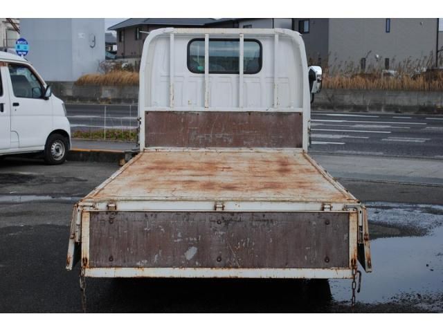 ISUZU ELF 2005 Image 31