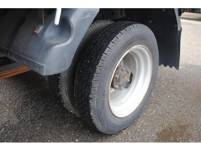 ISUZU ELF 2005 Image 31