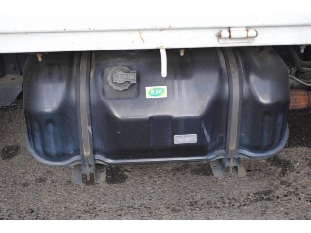 ISUZU ELF 2005 Image 31