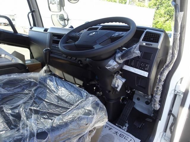 MITSUBISHI FUSOU FIGHTER 2025 Image 31