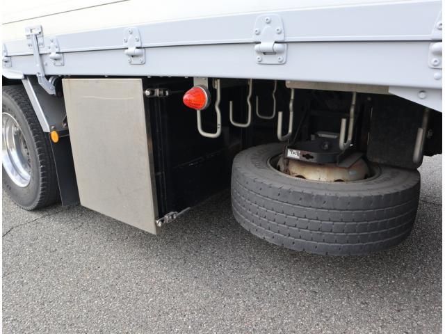 NISSAN DIESEL QUON 2018 Image 31