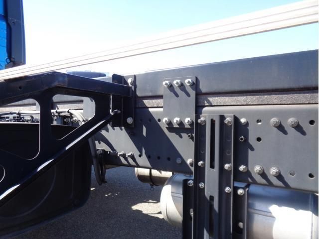 HINO PROFIA 2021 Image 31