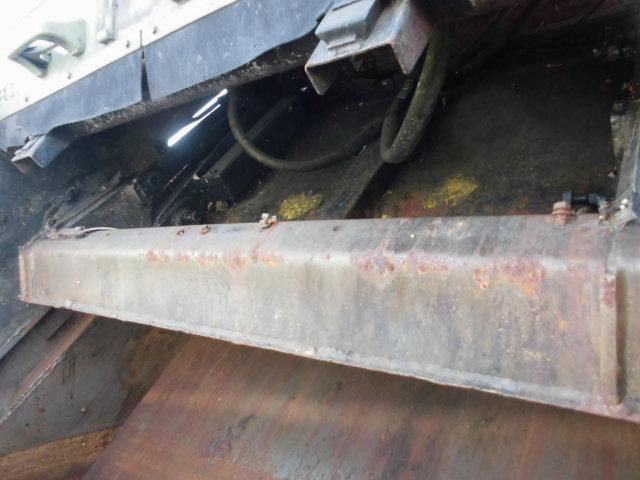 ISUZU ELF 2011 Image 31