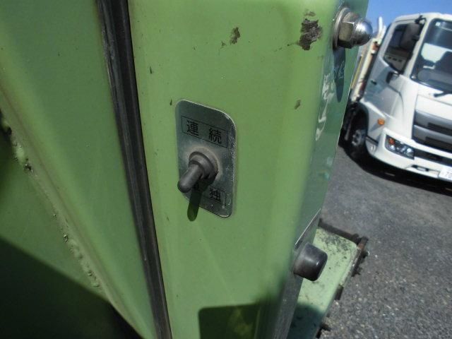 ISUZU ELF 2011 Image 31