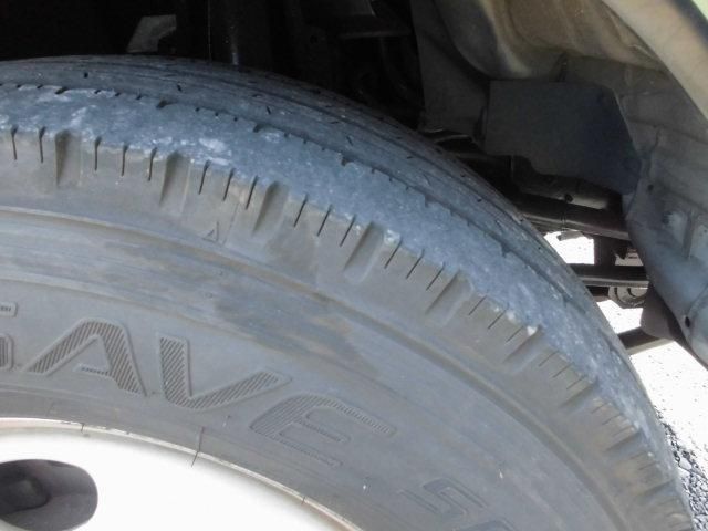 ISUZU ELF 2011 Image 31