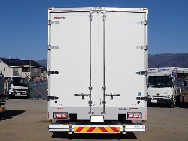 MITSUBISHI FUSOU FIGHTER 2023 Image 31