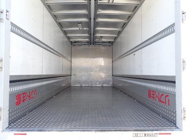 MITSUBISHI FUSOU FIGHTER 2023 Image 31