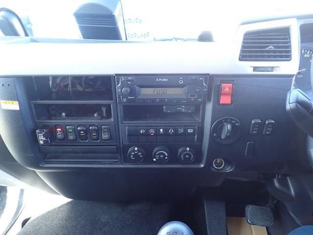 MITSUBISHI FUSOU FIGHTER 2023 Image 31