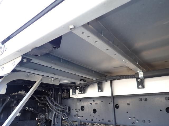 MITSUBISHI FUSOU FIGHTER 2023 Image 31