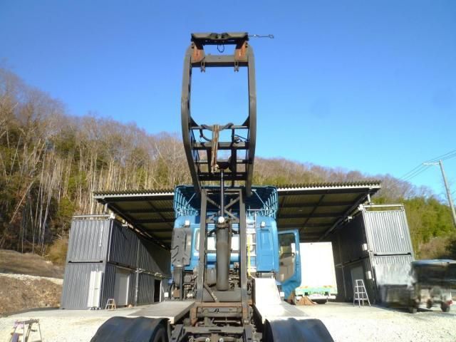 NISSAN DIESEL QUON 2013 Image 31