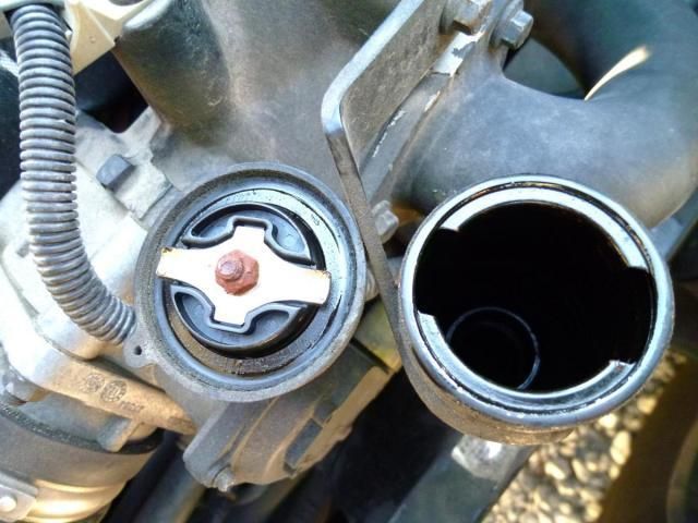 NISSAN DIESEL QUON 2013 Image 31