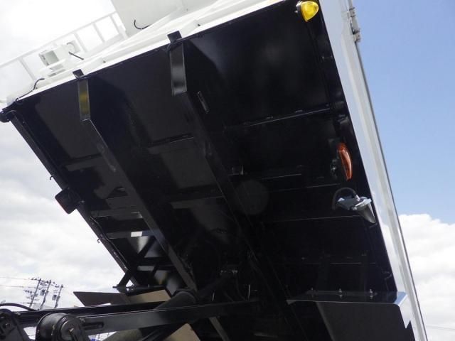 MITSUBISHI FUSOU SUPER GREAT 2025 Image 31