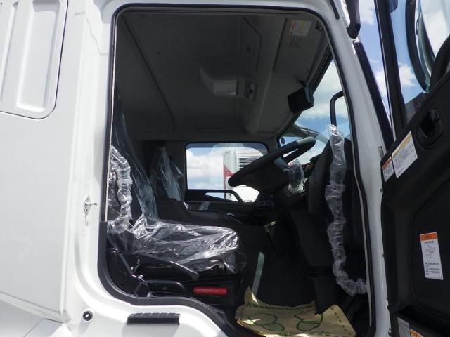 MITSUBISHI FUSOU SUPER GREAT 2025 Image 31