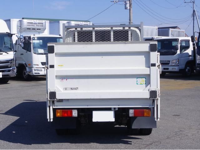 HINO DUTRO 2020 Image 31