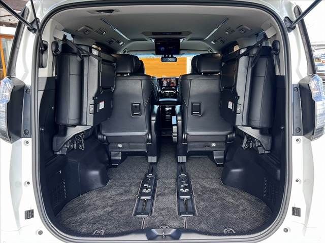 TOYOTA VELLFIRE 4WD 2017 Image 31