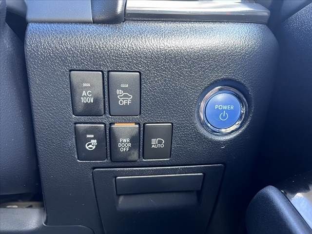 TOYOTA VELLFIRE 4WD 2017 Image 31