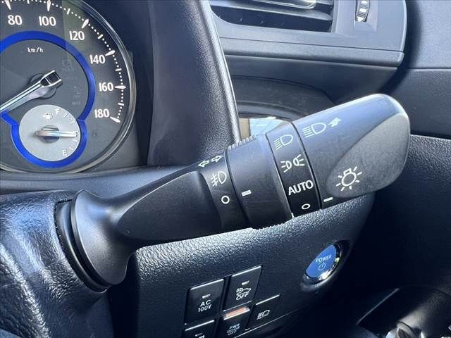 TOYOTA VELLFIRE 4WD 2017 Image 31