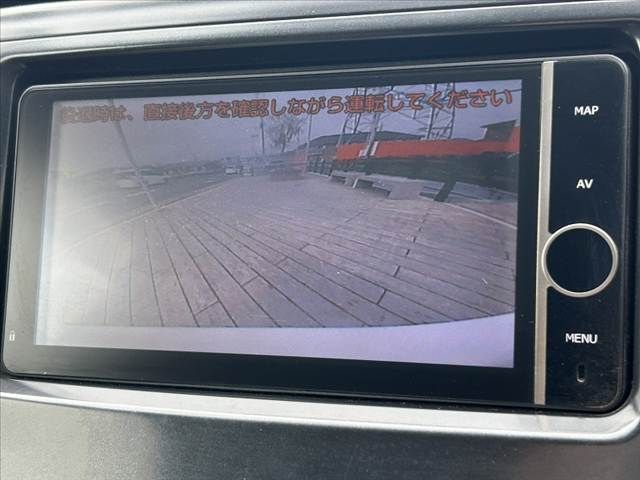 TOYOTA PRIUS ALPHA 2013 Image 31