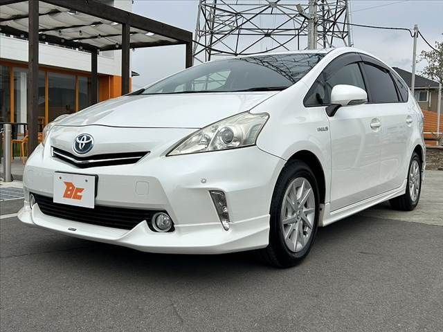 TOYOTA PRIUS ALPHA 2013 Image 31