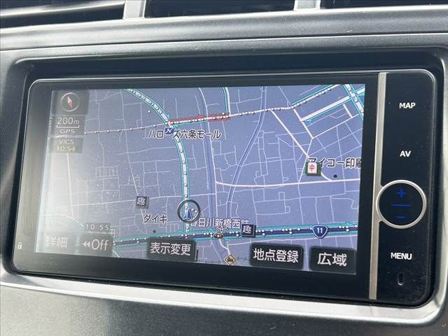 TOYOTA PRIUS ALPHA 2013 Image 31