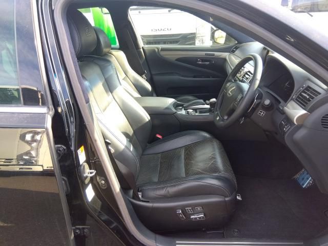 TOYOTA LEXUS LS460 2015 Image 31