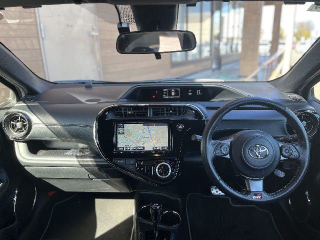 TOYOTA AQUA 2018 Image 31